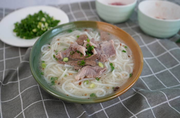 江城原味汤粉王培训